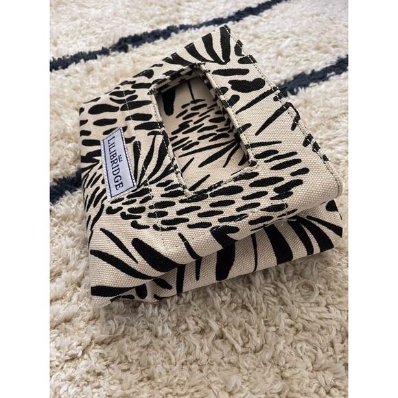 The Lilibridge Bag, Sea Feather foldable Cotton Canvas tote - Picture 7 of 7